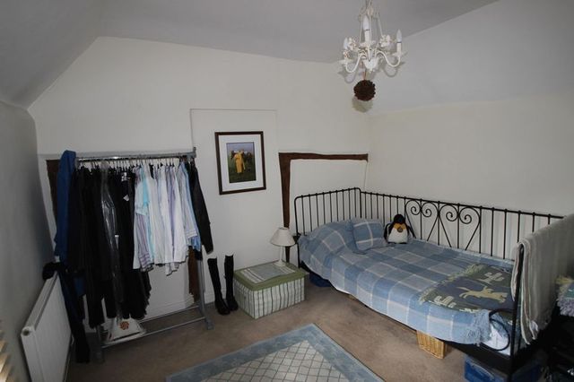  Image of 2 Bedroom Detached for sale at Ferry Lane Alveston Stratford-Upon-Avon, CV37 7QX