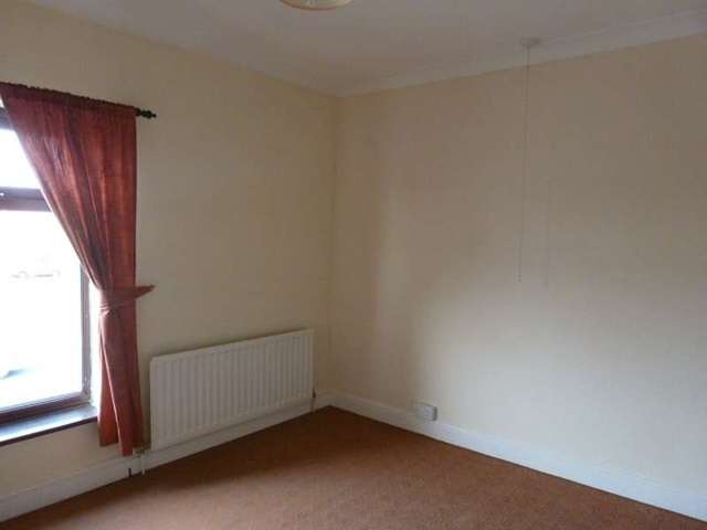  Image of 3 Bedroom Detached to rent at Oulton Broad  Lowestoft, NR32 3AD