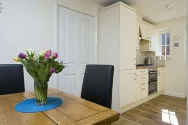  Image of 3 Bedroom Semi-Detached for sale at Woodpecker Close Great Barford Bedford, MK44 3BG