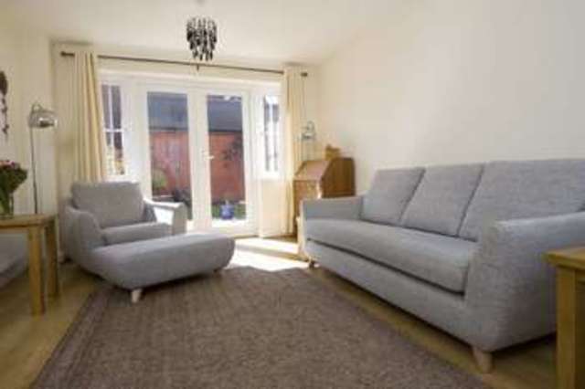  Image of 3 Bedroom Semi-Detached for sale at Woodpecker Close Great Barford Bedford, MK44 3BG
