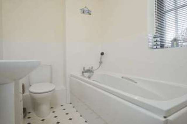 Image of 3 Bedroom Semi-Detached for sale at Woodpecker Close Great Barford Bedford, MK44 3BG