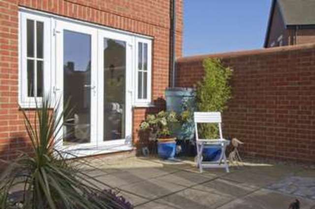  Image of 3 Bedroom Semi-Detached for sale at Woodpecker Close Great Barford Bedford, MK44 3BG