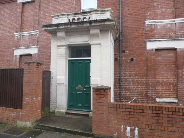  Image of 1 Bedroom Flat to rent at Grosvenor Road Array Jesmond, NE2 2RJ