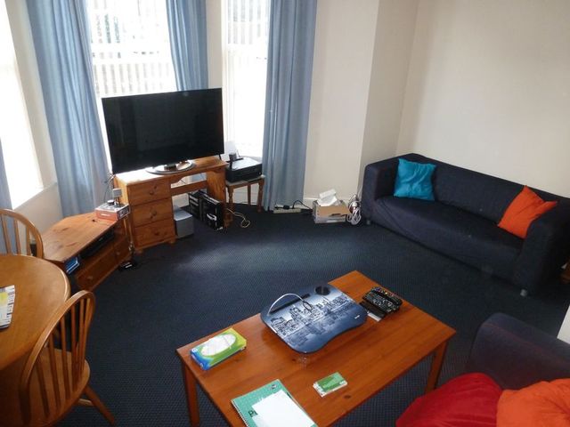  Image of 1 Bedroom Flat to rent at Grosvenor Road Array Jesmond, NE2 2RJ