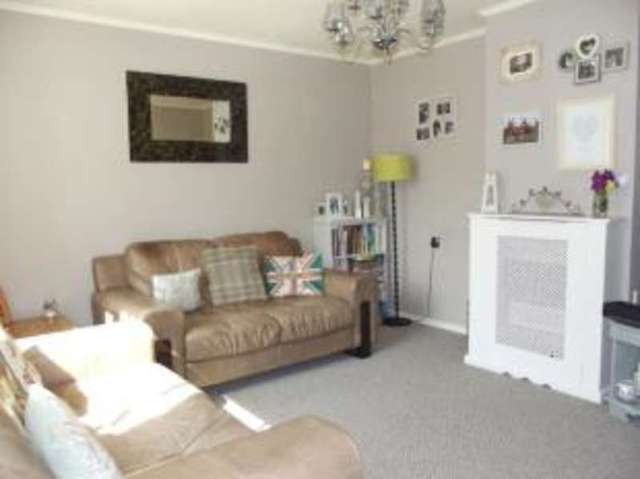  Image of 3 Bedroom Semi-Detached for sale at Whitfield Dover Whitfield, CT16 3NG