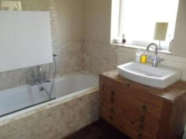  Image of 3 Bedroom Semi-Detached for sale at Whitfield Dover Whitfield, CT16 3NG