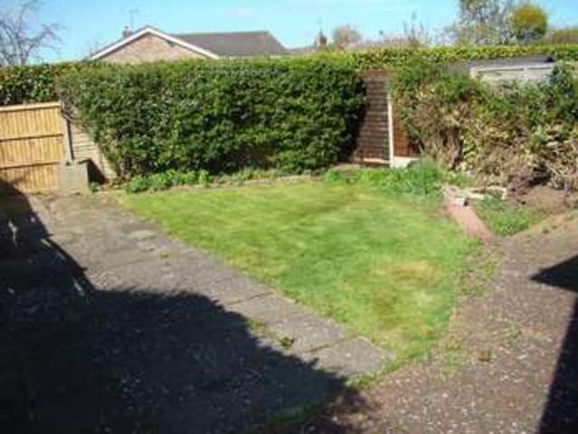  Image of 4 Bedroom Semi-Detached for sale at Oakleigh Avenue Hallow Worcester, WR2 6NG