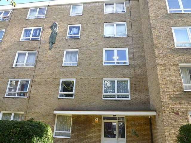  Image of Studio to rent at 1 Altyre Road  East Croydon, CR0 5LF