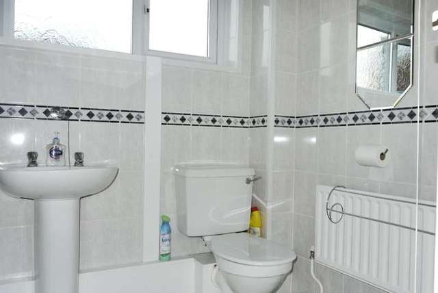  Image of 3 Bedroom Detached to rent at Sandwich, CT13 0AR