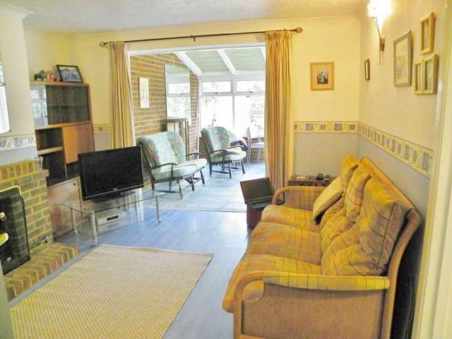 Image of 3 Bedroom Semi-Detached for sale at Wargrave  Reading, RG10 8LD