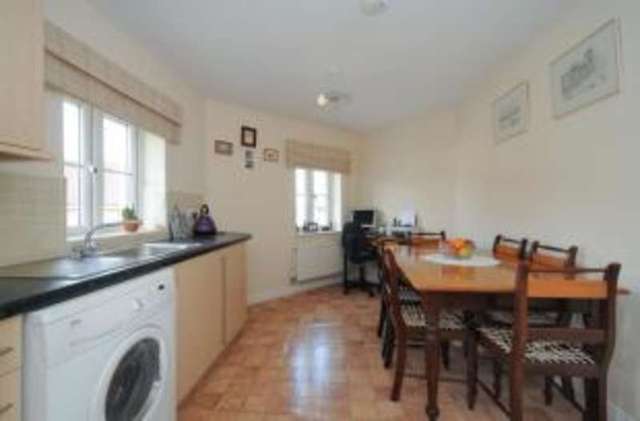  Image of 2 Bedroom Maisonette for sale at Hook Hampshire Hook, RG27 9TR