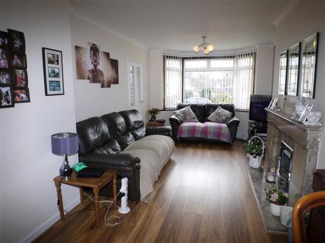  Image of 3 Bedroom Semi-Detached for sale at Bramley  Kirkstall, LS13 2DS