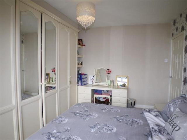  Image of 3 Bedroom Semi-Detached for sale at Bramley  Kirkstall, LS13 2DS