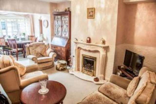  Image of 1 Bedroom Terraced for sale at Halifax West Yorkshire Halifax, HX1 3EY