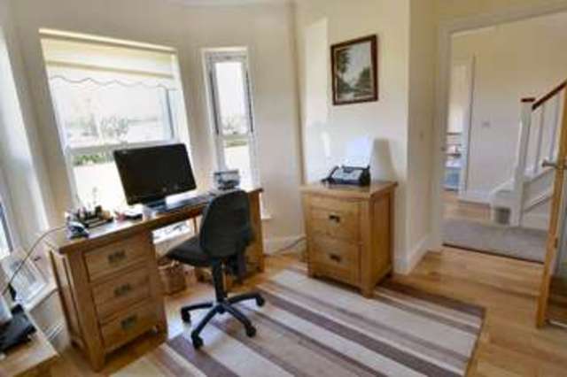  Image of 4 Bedroom Detached for sale at Invicta Road  WHITSTABLE, CT5 1PN