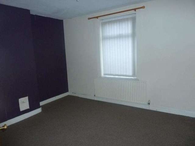  Image of 3 Bedroom Detached to rent at Leeds, LS9 9BR