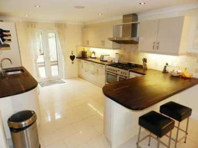  Image of 4 Bedroom End of Terrace for sale at Haverfordwest Pembrokeshire Haverfordwest, SA61 2RL