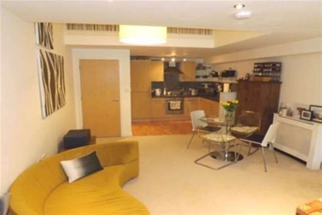  Image of 2 Bedroom Flat to rent at Sheffield, S6 1RF