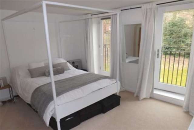  Image of 2 Bedroom Flat to rent at Sheffield, S6 1RF