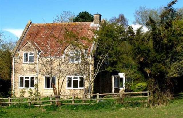  Image of 3 Bedroom Detached for sale at Shepton Mallet, BA4 6NP