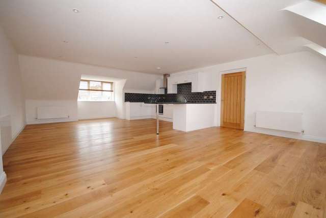  Image of 2 Bedroom Apartment to rent at Quorn, LE12 8BA