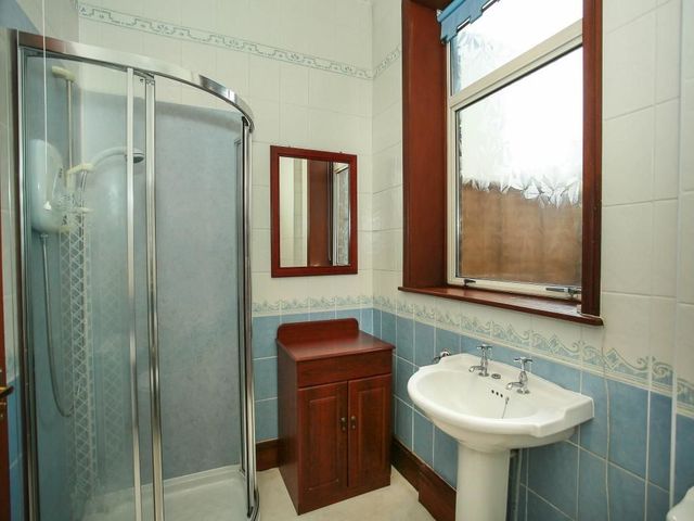  Image of 2 Bedroom Flat to rent at Dumfries Dumfries and Galloway Dumfries and Galloway, DG1 3AT