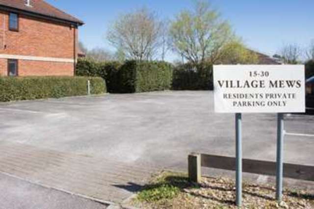  Image of 1 Bedroom Flat for sale at Vicarage Road Marchwood Southampton, SO40 4SX