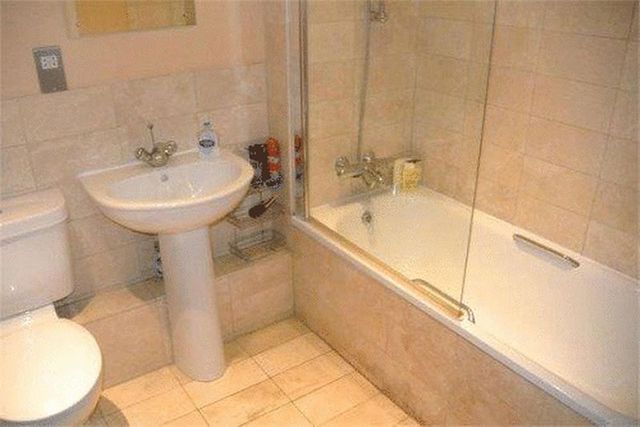  Image of 2 Bedroom Flat to rent at Melbourne Street Array Newcastle upon Tyne, NE1 2JS