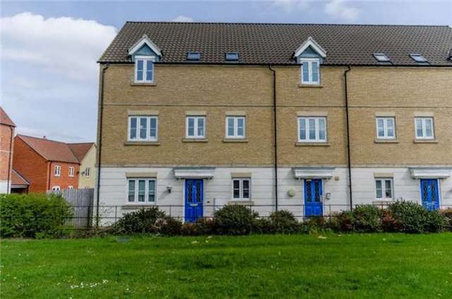  Image of 2 Bedroom Flat for sale at Ely, CB6 3FN