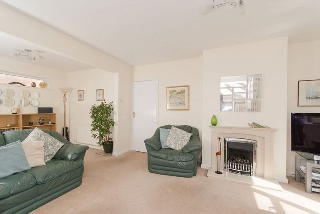  Image of 4 Bedroom Detached for sale at Purssells Meadow Naphill High Wycombe, HP14 4SG