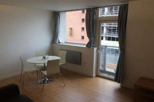  Image of 1 Bedroom Property to rent at Leeds, LS2 7EE