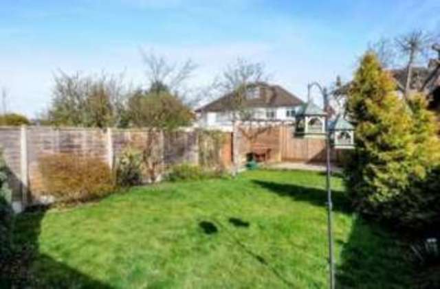  Image of 4 Bedroom Semi-Detached for sale at West Wickham Kent West Wickham, BR4 0QP