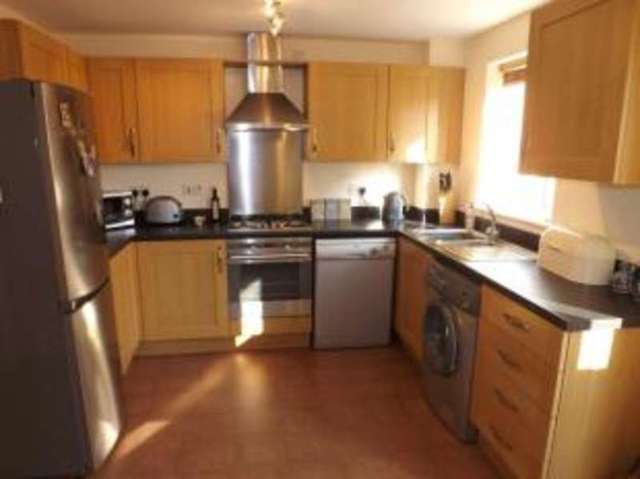  Image of 3 Bedroom Town House for sale at Sutton-in-Ashfield Nottinghamshire Sutton in Ashfield, NG17 5LJ