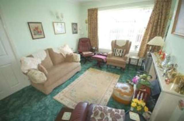  Image of 2 Bedroom Bungalow for sale at Mobberley Knutsford Mobberley, WA16 7HB