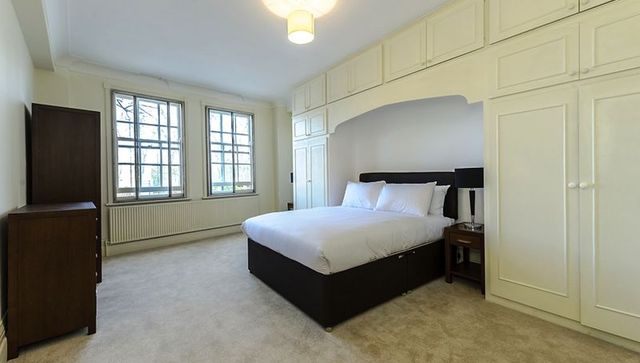  Image of 5 Bedroom Flat to rent at Park Road Array Lisson Grove, NW8 7HY