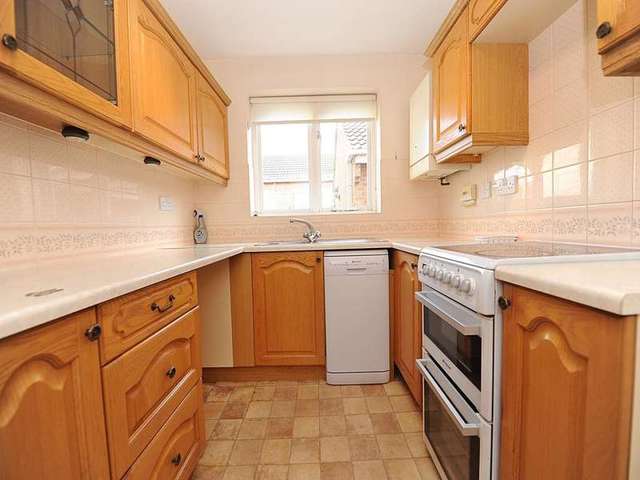  Image of 3 Bedroom Detached for sale at Leeds LS6 Leeds, LS6 4LZ
