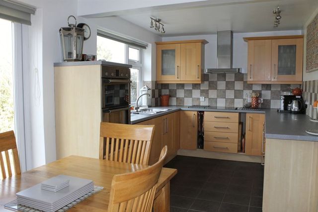  Image of 4 Bedroom Semi-Detached for sale at Paulman Gardens Long Ashton Bristol, BS41 9AT