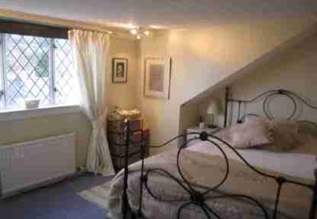  Image of 2 Bedroom Flat to rent at Penicuik MidLothian MidLothian, EH26 8LX