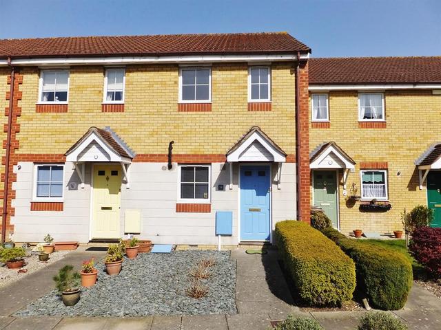  Image of 2 Bedroom Terraced for sale at Carshalton Surrey The Wrythe, SM5 2FE