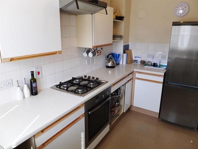  Image of 2 Bedroom Terraced for sale at Carshalton Surrey The Wrythe, SM5 2FE