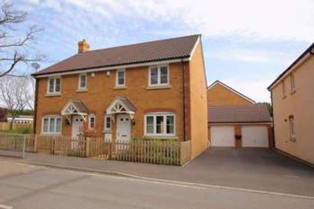  Image of 3 Bedroom Semi-Detached to rent at Preston Lane Lyneham Chippenham, SN15 4AR