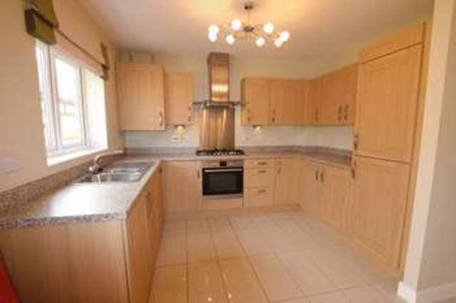  Image of 3 Bedroom Semi-Detached to rent at Preston Lane Lyneham Chippenham, SN15 4AR