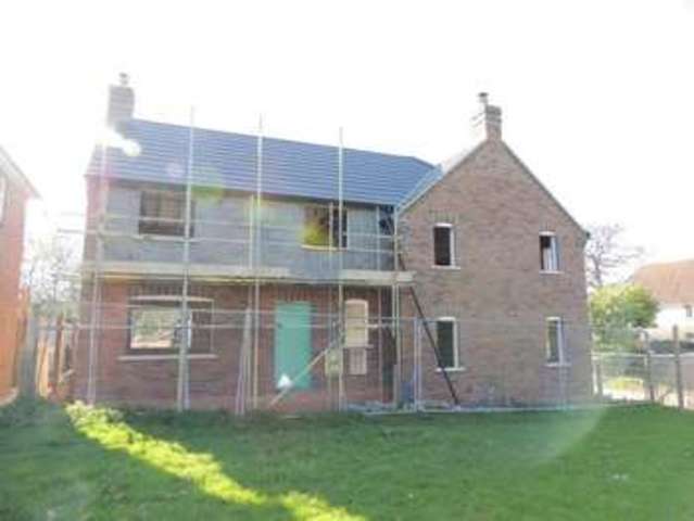  Image of 3 Bedroom Semi-Detached for sale at Rectory Fields Woolstone Milton Keynes, MK15 0AL