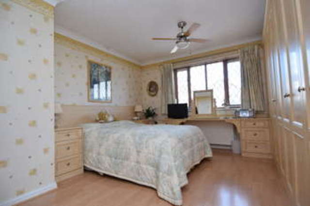  Image of 3 Bedroom Bungalow for sale at Reculver Road  Herne Bay, CT6 6PZ