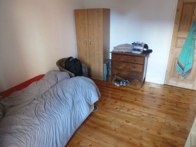  Image of 3 Bedroom Flat to rent at Sackville Road Array Byker, NE6 5TA