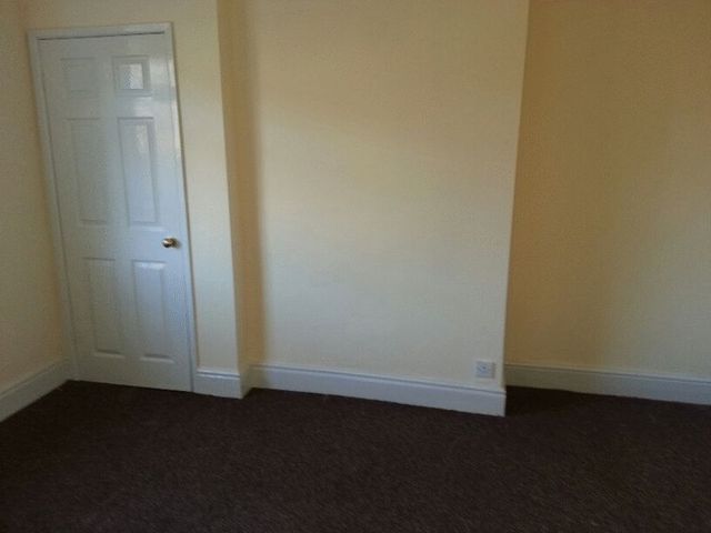  Image of 2 Bedroom Property to rent at South View  Shildon, DL4 2DL