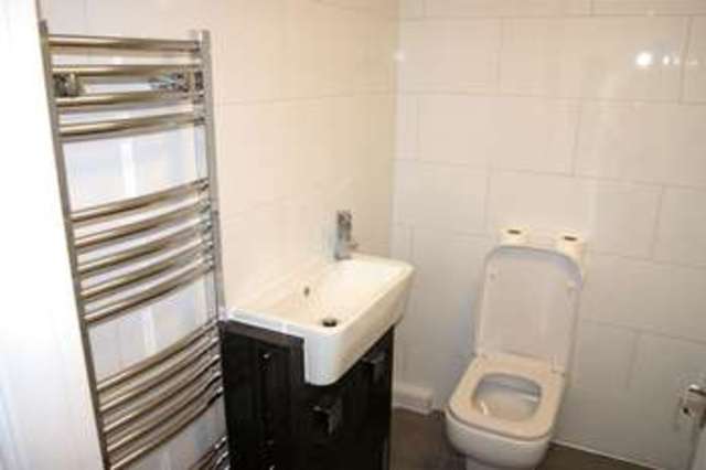  Image of 1 Bedroom Flat to rent at Spring Road  Wrexham, LL11 2LU