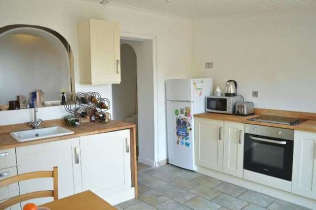  Image of 3 Bedroom Terraced for sale at Stokesby Road  Chessington, KT9 2DU