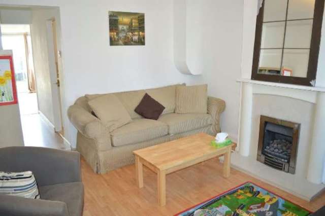  Image of 3 Bedroom Terraced for sale at Stokesby Road  Chessington, KT9 2DU