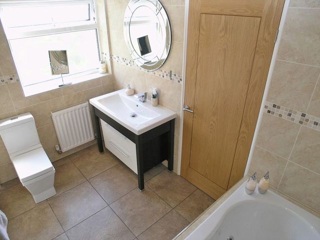  Image of 4 Bedroom Detached for sale at Oxford Drive Off Pargeter Street Stourbridge, DY8 1BP